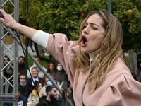 Νατάσα Μποφίλιου: "Θα φοράω στενά, ...