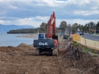 Πάτρα: Μπάζωσαν τη θάλασσα για να σώσουν...