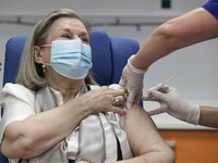 Πόσοι έχουν εμβολιαστεί για τον κορωνοϊό...