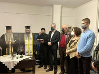 Έγινε αγιασμός στο νέο πολιτικό γραφείο ...