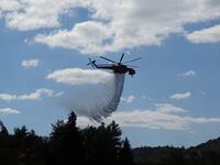 Υπό έλεγχο η φωτιά στο αεροδρόμιο του Αράξου