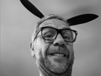 Γιώργος Μαζωνάκης: Ποζάρει ως... λαγός γ...