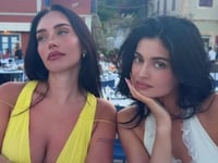 Κάιλι Τζένερ και Στέισι Καρανικολάου - Ν...