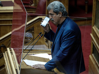 Δεν αίρεται η ασυλία Πολάκη: Έκλεισε την...