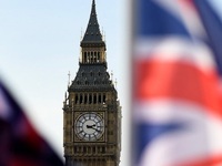 Ξεκίνησε η μάχη για τη διαδοχή της Τρας...