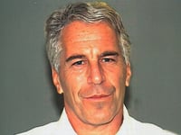 Υπόθεση Επσταϊν: Βρέθηκαν πάνω από 1 εκα...