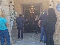 Ρόδος: Ράγισαν καρδιές στην κηδεία μητέρ...