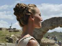 Ζαχαρή Αχιλλεοπούλου: Η πατρινή ιέρεια σ...