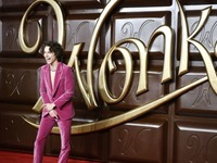 Σουίτες με γλυκίσματα και σοκολάτα εμπνε...