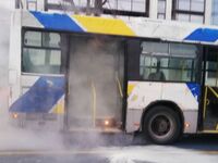 Πάτρα: Αναστάτωση στο κέντρο- Λεωφορείο ...