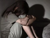 Συγκλονίζει η «Σταχτοπούτα των Παξών»: Μ...