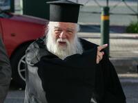 Ο Αμβρόσιος ξαναχτυπά: Αφόρισε Χωμενίδη ...