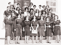 Σαν σήμερα καταργήθηκαν οι σχολικές ποδι...