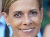 K. Σολωμού: Aς είναι το νέο έτος μια ευκ...