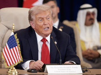 Politico: Πρώτος ο Τραμπ στους 28 πιο ισ...