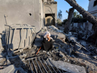 Γάζα: Πάνω από 100 νεκροί σε νέο βομβαρδ...