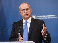 Γ. Οικονόμου: Η ομιλία του Κ. Καραμανλή ...