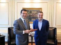 Τσίπρας: Να συνεχίσουμε την προσπάθεια γ...