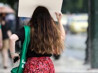 Φεύγει ο καύσωνας, έρχονται βροχές και καταιγίδες