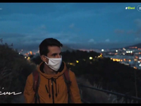 Τάσος Καραντάκος: Ο Έλληνας που γυρίζει ...