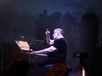 Πάτρα: Δύο έργα του Θάνου Μικρούτσικου μ...