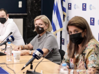 Live: Η ενημέρωση από τη Μίνα Γκάγκα, τη...