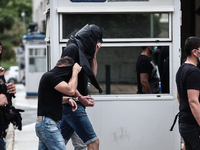 Νέα Φιλαδέλφεια: Στη φυλακή και οι 105 κ...