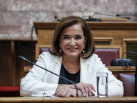 Υποκλοπές: Η Ντόρα Μπακογιάννη άλλαξε τη...