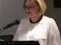 Συγκλονίζει η γυναίκα που σώθηκε στην Κυ...