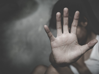 Ενδοοικογενειακή βία: 61 συλλήψεις την Δ...