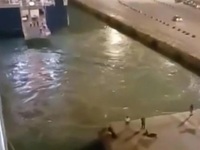 Πειραιάς: Νέο συγκλονιστικό βίντεο-ντοκο...