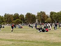 «Λαϊκό προσκύνημα» στο Νότιο Πάρκο της Π...