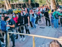 Πάτρα: Απίστευτη η ουρά στη λέσχη του Πα...