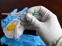 Κορωνοϊός: 715 νέα κρούσματα και 7 θάνατ...