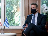 Ανασχηματισμός: Εννέα αμετακίνητοι, αρκε...