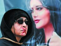 Συλλήψεις τριών γυναικών δημοσιογράφων τ...