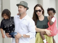 Κέρδισε την κοινή επιμέλεια των παιδιών ...