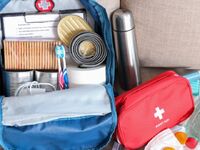 Τι πρέπει να έχει μέσα ένα σακίδιο έκτακ...