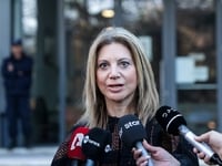 Καρυστιανού: Περιμένω να μου ζητήσουν επ...