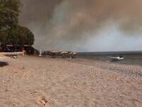 Φωτιά στη Μυτιλήνη: Συνεργάτης του Open ...