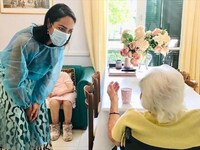 Κορωνοϊός: 117 χρονών και Λευκαδίτισσα η...