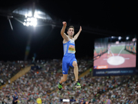 Μίλτος Τεντόγλου: «Έλληνες, είστε οι μεγ...