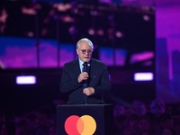 Ο Σκωτσέζος ηθοποιός Μπράιαν Κοξ αναφέρθ...