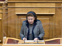 Μενδώνη: "Κάποιοι επιλέγουν να πορε...