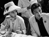 Delon & Elles: Ο θρυλικός γόης στους...