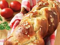 Πάτρα: Αυγό, κουλούρι, τσουρέκι- Ζαχαροπ...