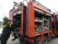 Πάτρα: Αυτοκίνητο έπιασε φωτιά στην Πανεπιστημίου 