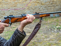 Αγρίνιο: Ηλικιωμένος απείλησε με καραμπί...