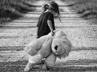 Πάτρα: 106 κακοποιημένα παιδιά σε Καραμα...