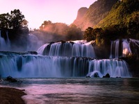 Ο «μυστηριώδης» καταρράκτης που εμφανίζε...